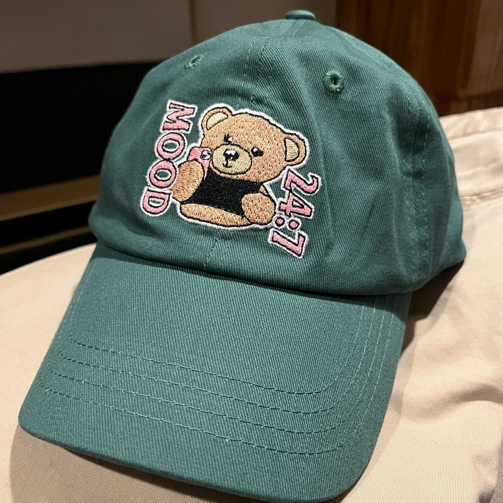 Embroidered Teddy Bear Baseball Cap - NWT - Youth/Juniors